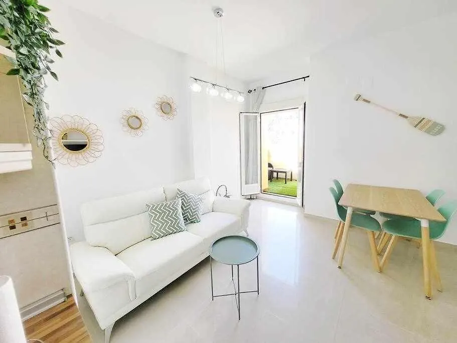 Atico Oviedo Beach 50M Parking Center Wifi Fuengirola Apartment