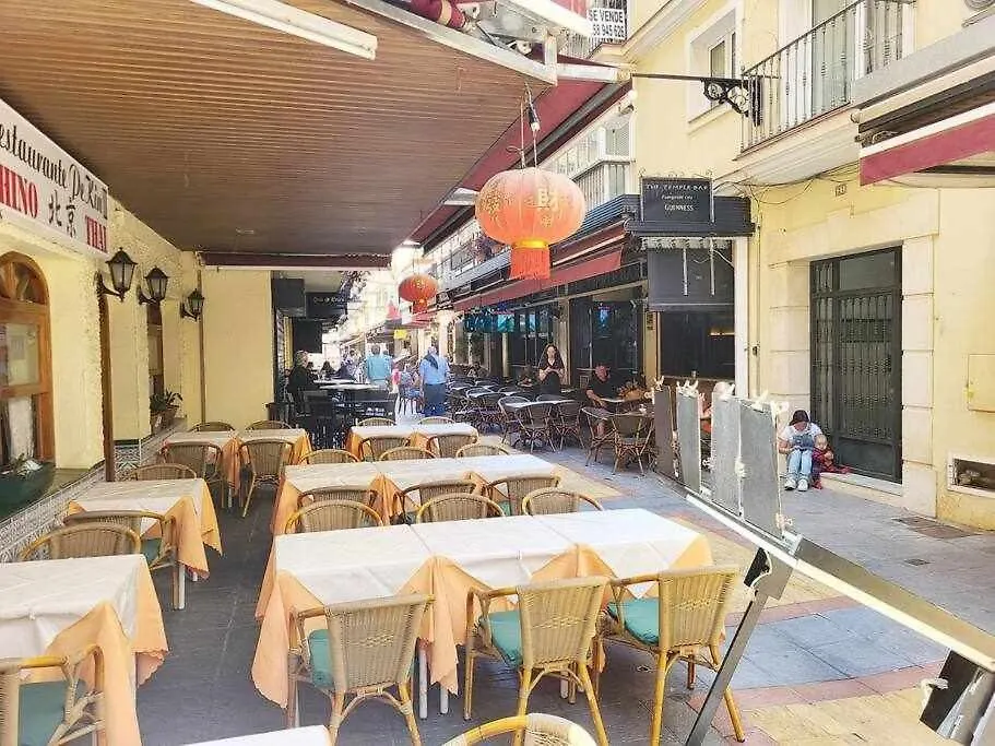Atico Oviedo - Beach 50M Parking Center Wifi 푸엔히롤라 아파트